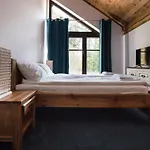 Apartament Dwór U Papuga