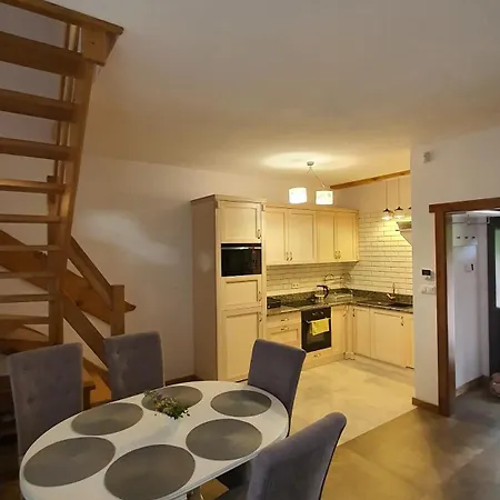 Dwor U Papuga Ruciane-Nida