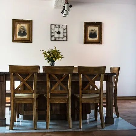 Apartman Dwor U Papuga