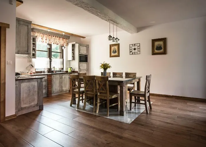 Apartment Dwor U Papuga