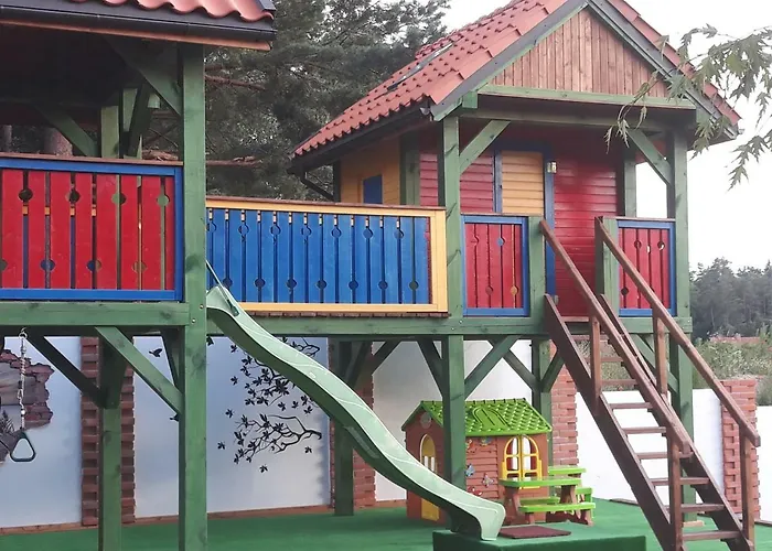 Dwor U Papuga * روسيان-نيدا